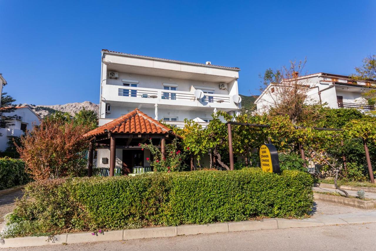 Apartmani Velnic 2 Baška Buitenkant foto