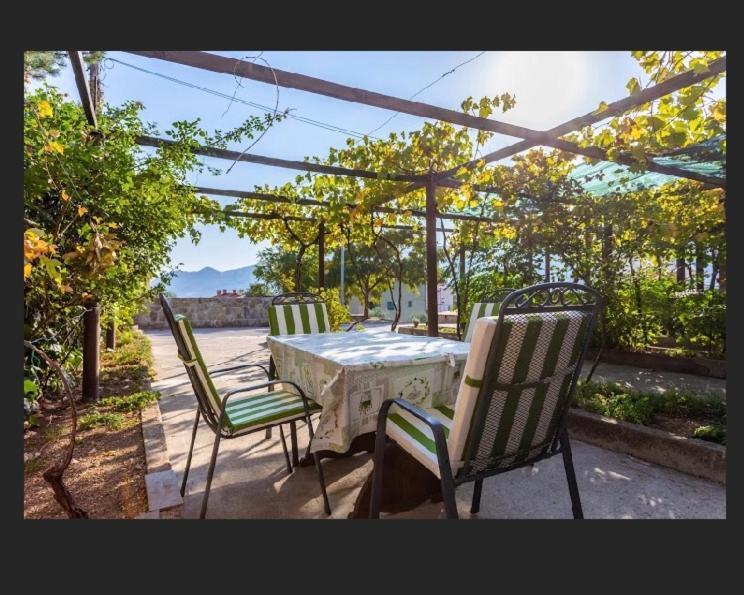 Apartmani Velnic 2 Baška Buitenkant foto